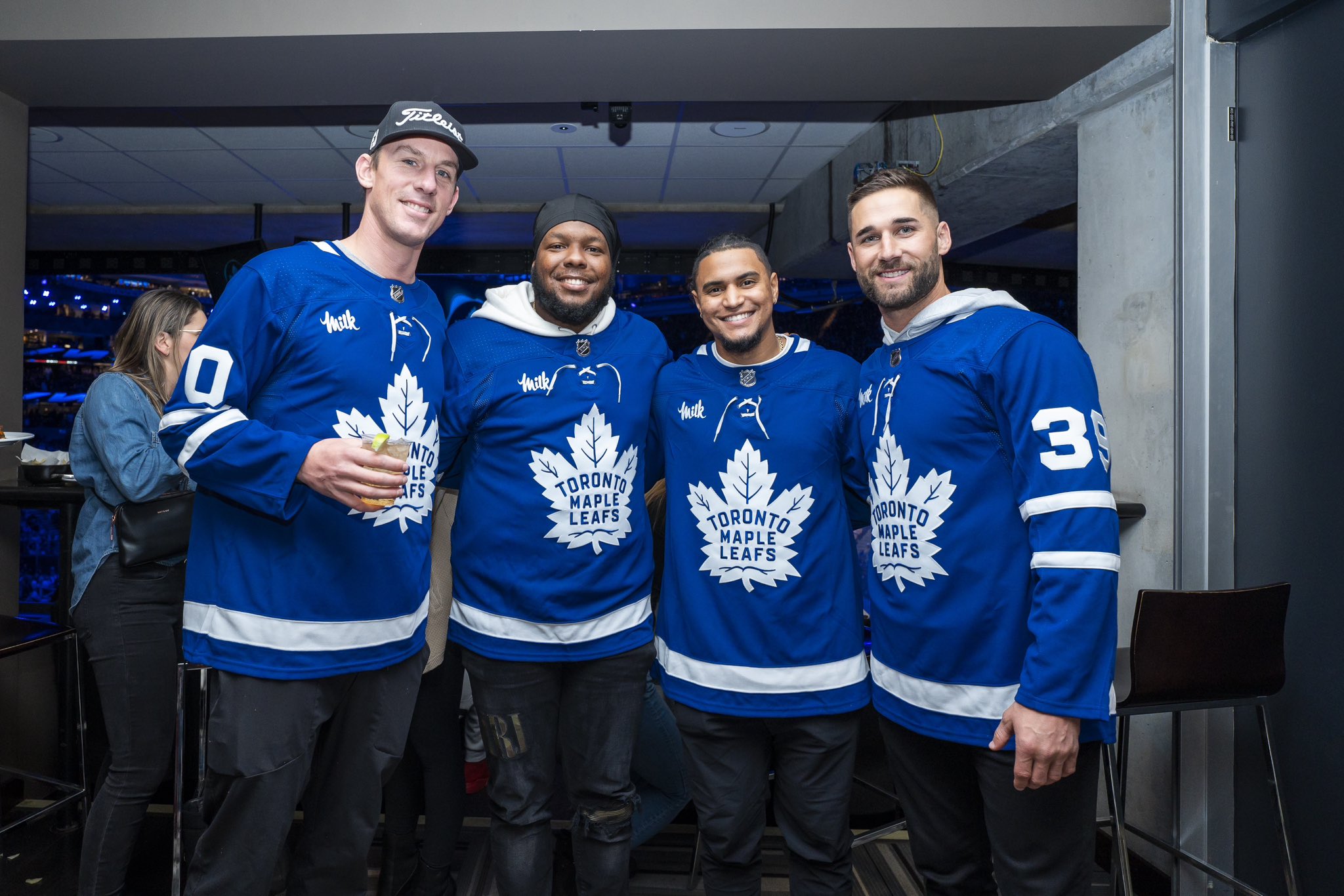 Auston Matthews scores NHL-leading 50th, Maple Leafs beat Jets